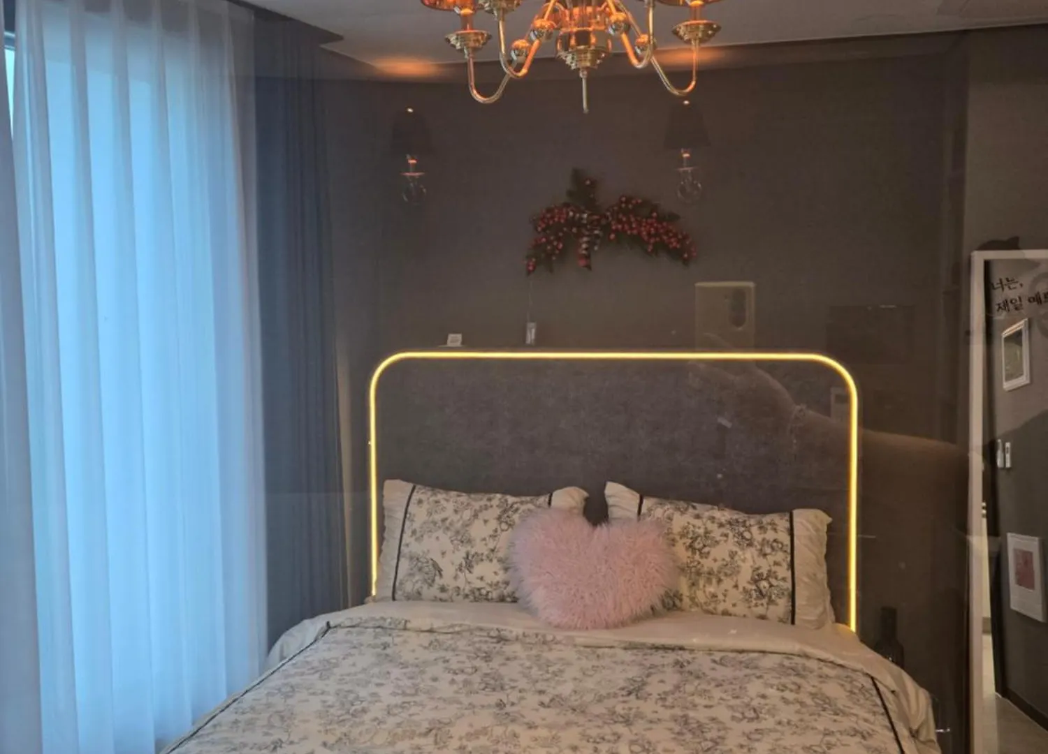 1 Minute To The Beach! Free Parking! Sauna And Gym Busan 0*,  South Korea