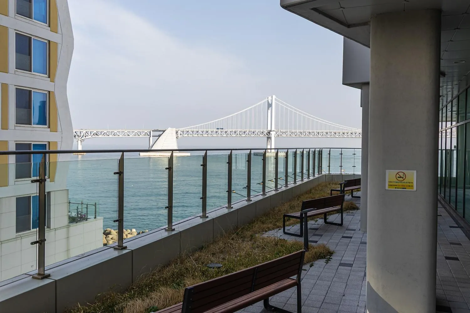 1 Minute To The Beach! Free Parking! Sauna And Gym Busan South Korea
