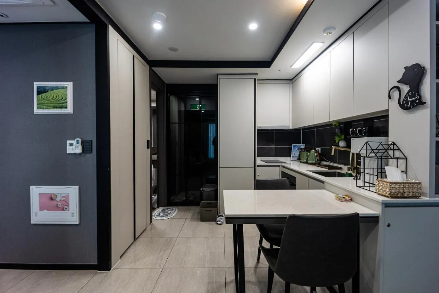 1 Minute To The Beach! Free Parking! Sauna And Gym Busan 0*,
